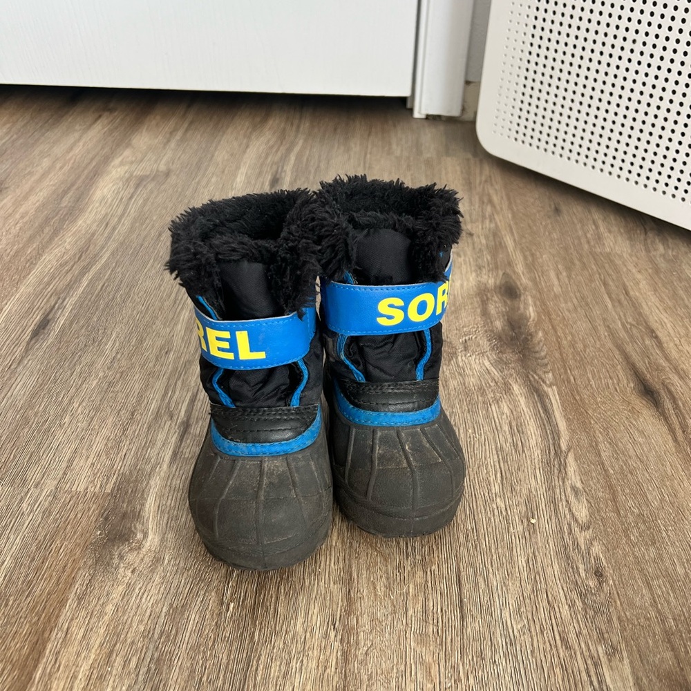 Sorel Kids' Black and Blue Winter Boots